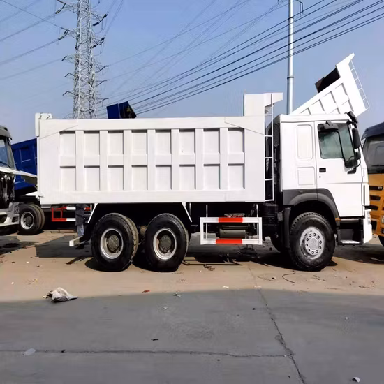 Good Condition Sinotruk HOWO Used 6*4 and 8*4 371HP