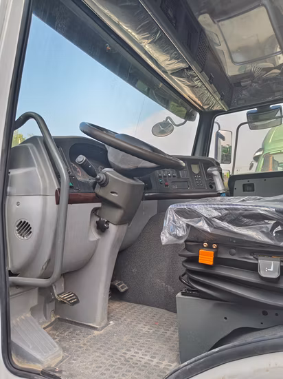 Cheap Price Sinotruk HOWO Truck Head 371/420HP Tactor Head Truck Cheap Price